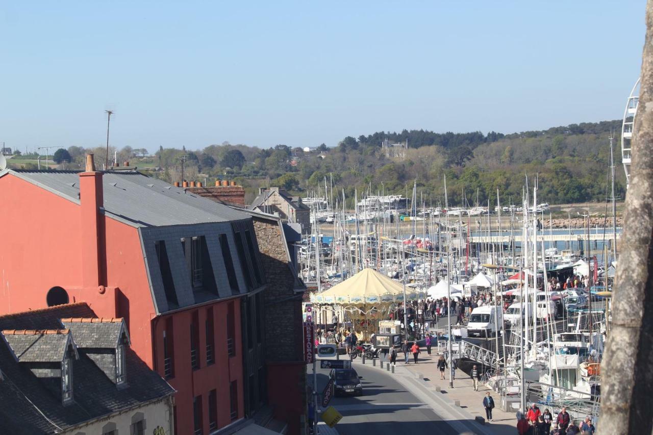 Gites Du Port Пампол Екстериор снимка